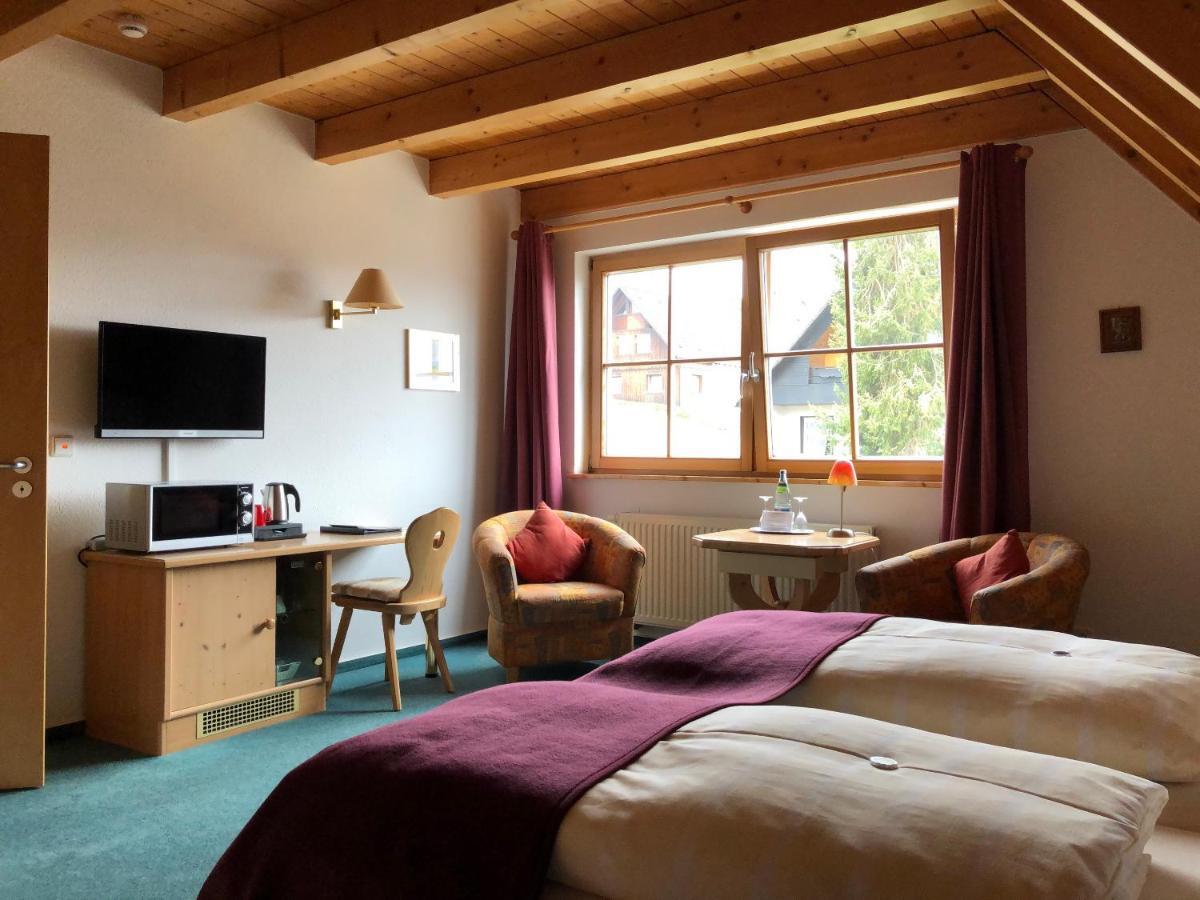 Berghotel Schiller Schonach im Schwarzwald Kültér fotó